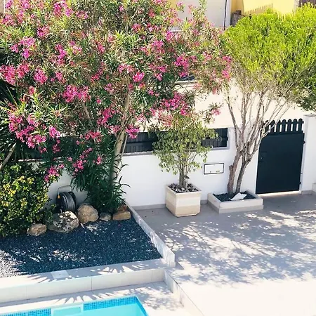 Modern, Spacious With Own Private Pool