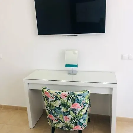 Modern, Spacious With Own Private Pool Vila Lagos