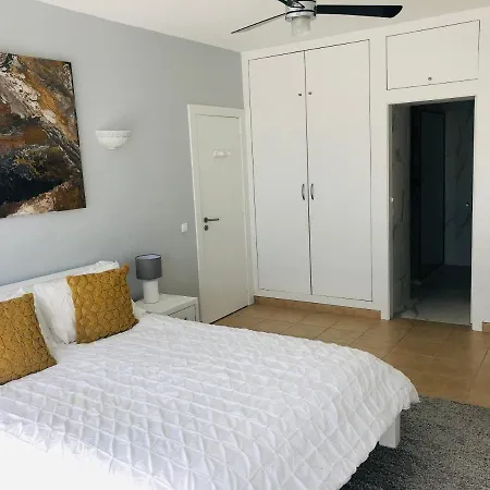 Vila Modern, Spacious With Own Private Pool Lagos