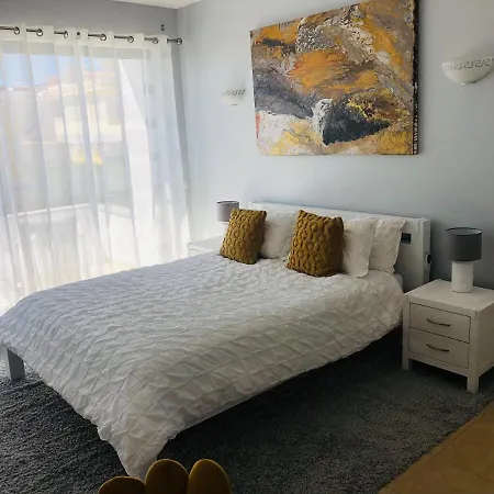 Modern, Spacious With Own Private Pool Vila Lagos
